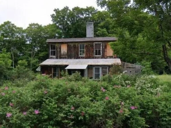 232 Kellogg Mill Road, Peacham, VT 05658