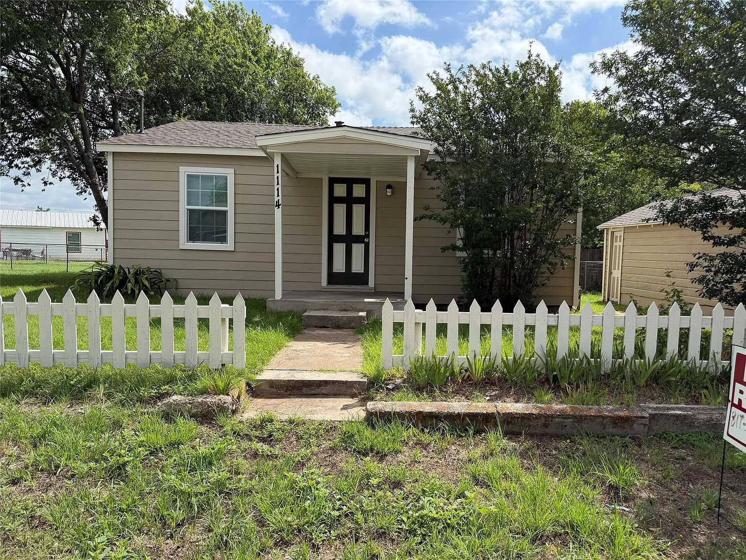 2 bed, 920 sqft, $1,425 — Photo 2