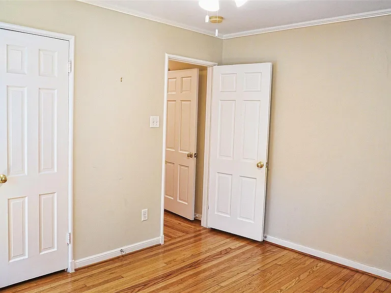 2047 McClendon St — Photo 12