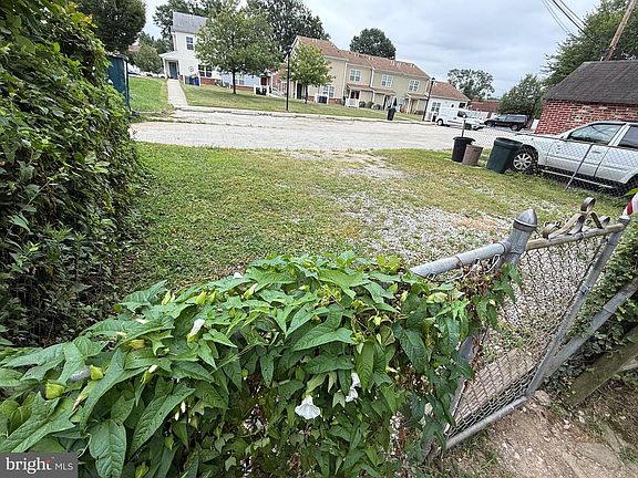 5th image of 330 Fairview Rd