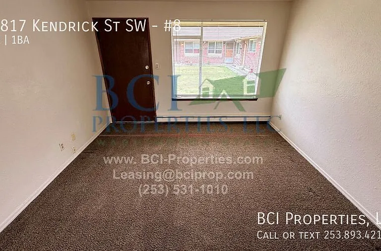 10817 Kendrick St SW #8 — Photo 7