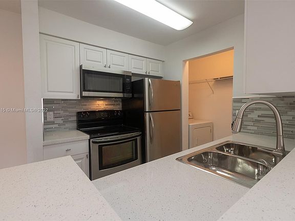 2nd image of 1257 SW 46th Ave APT 1810