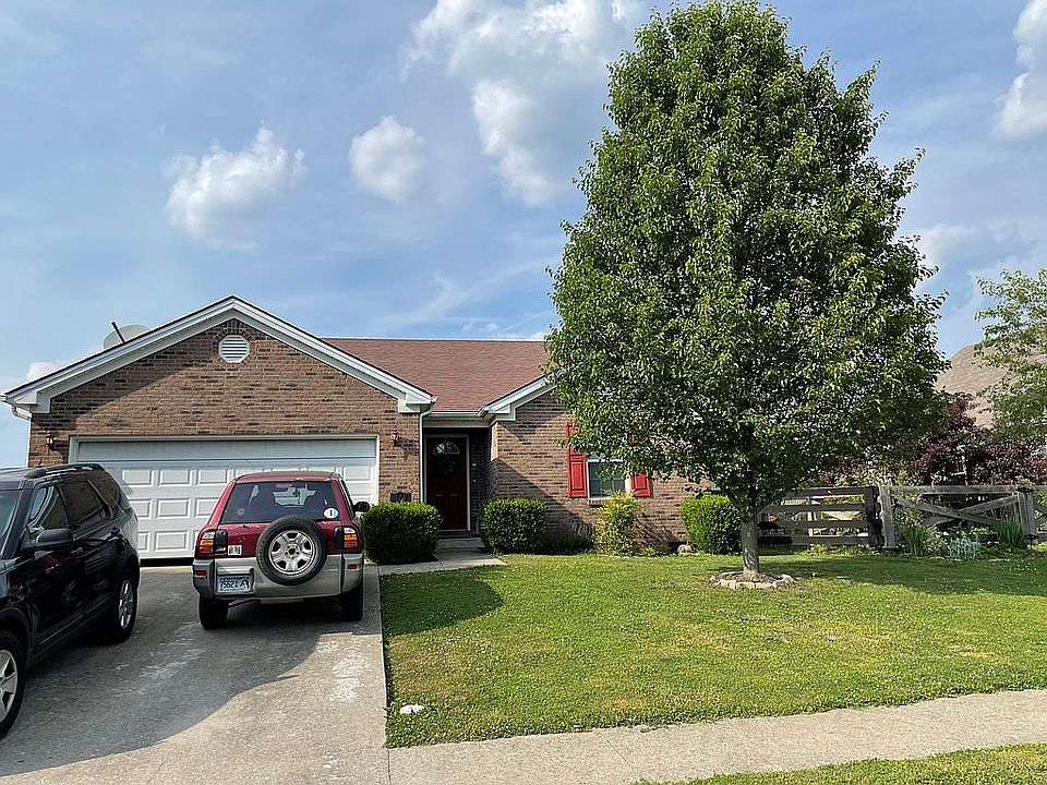 1st image of 321 Daintree Dr