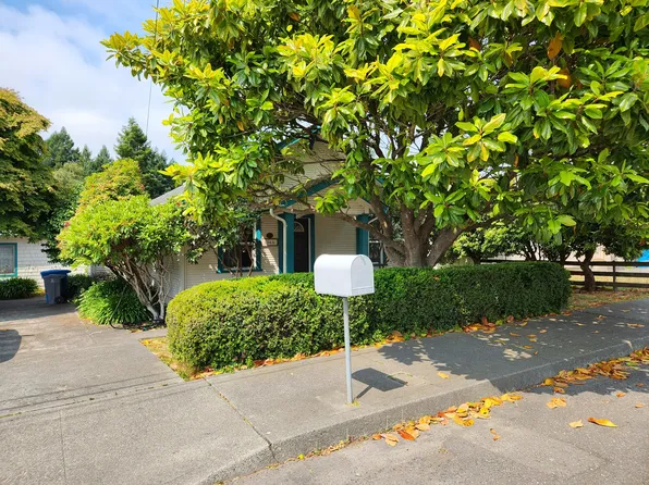 2163 Fern St, Eureka, CA 95503