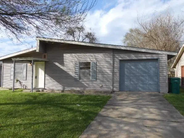 3807 Ramsey Dr, Pasadena, TX 77503