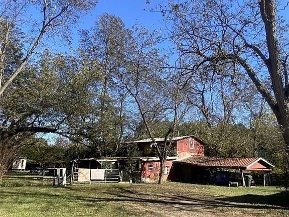 5th image of 320 Old Perry Rd