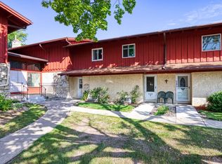 3160 Justin Ct APT B, Appleton, WI 54914