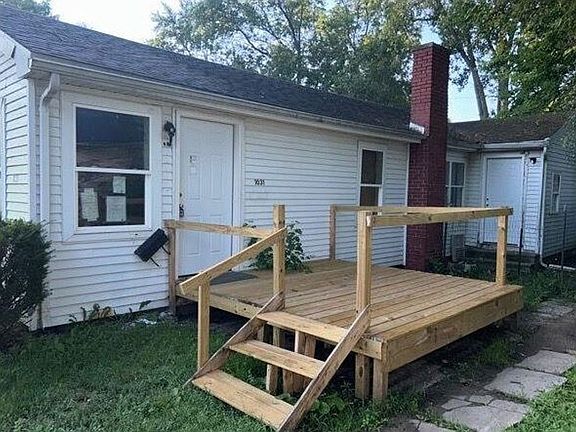 3rd image of 1031 Taylor St