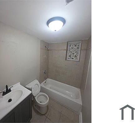 3rd image of 5611 S Throop St #1