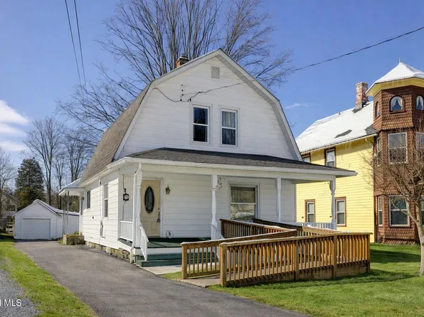 9 Stewart Avenue, Bolton Landing, NY 12814