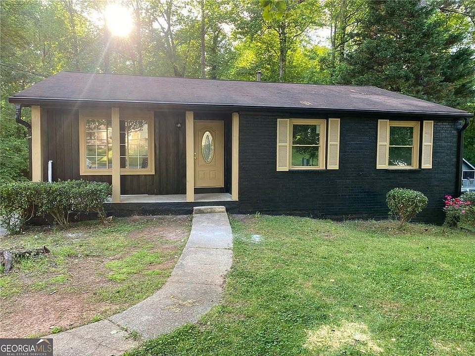 1st image of 1007 Douglas Ct