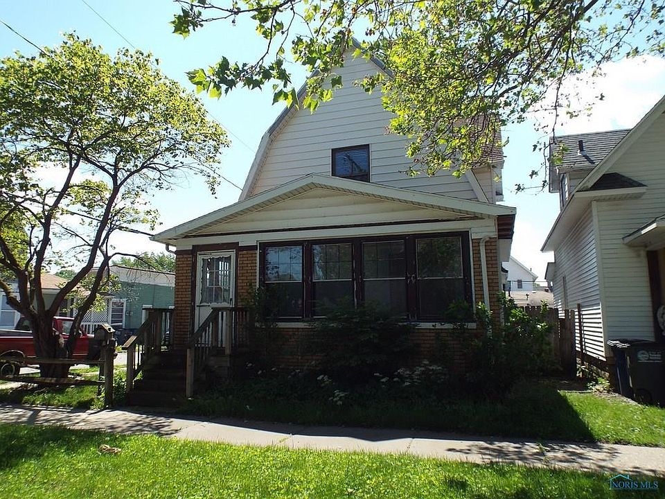 1st image of 1422 Mott Ave