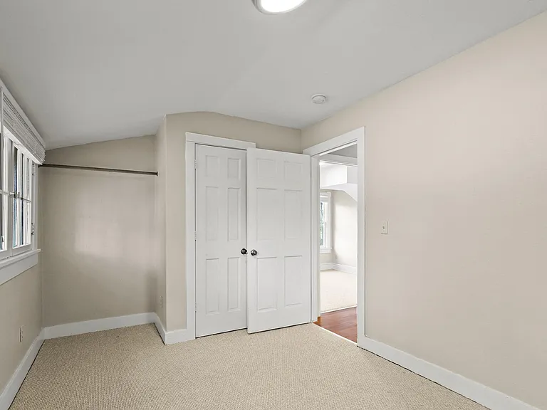 3004 Broadway St #1-3 — Photo 44