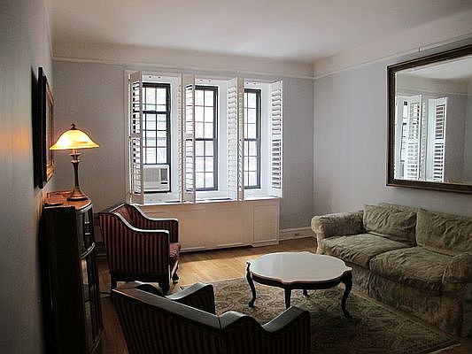 1st image of 78 8th Ave APT 1H
