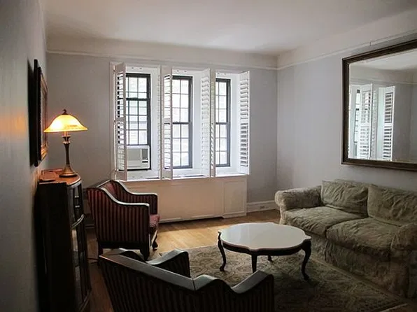 78 8th Ave APT 1H, Brooklyn, NY 11215