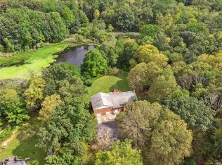 56 Glenacom Rd, Mahopac, NY 10541