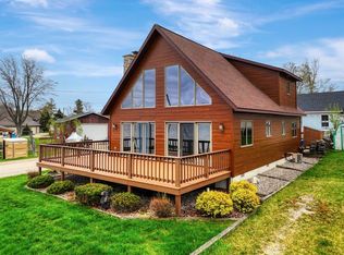107 Williams St, Houghton Lake Heights, MI 48630