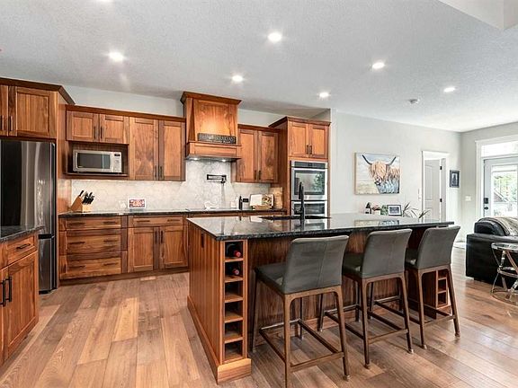 5th image of 237 W Aspenmere Cir