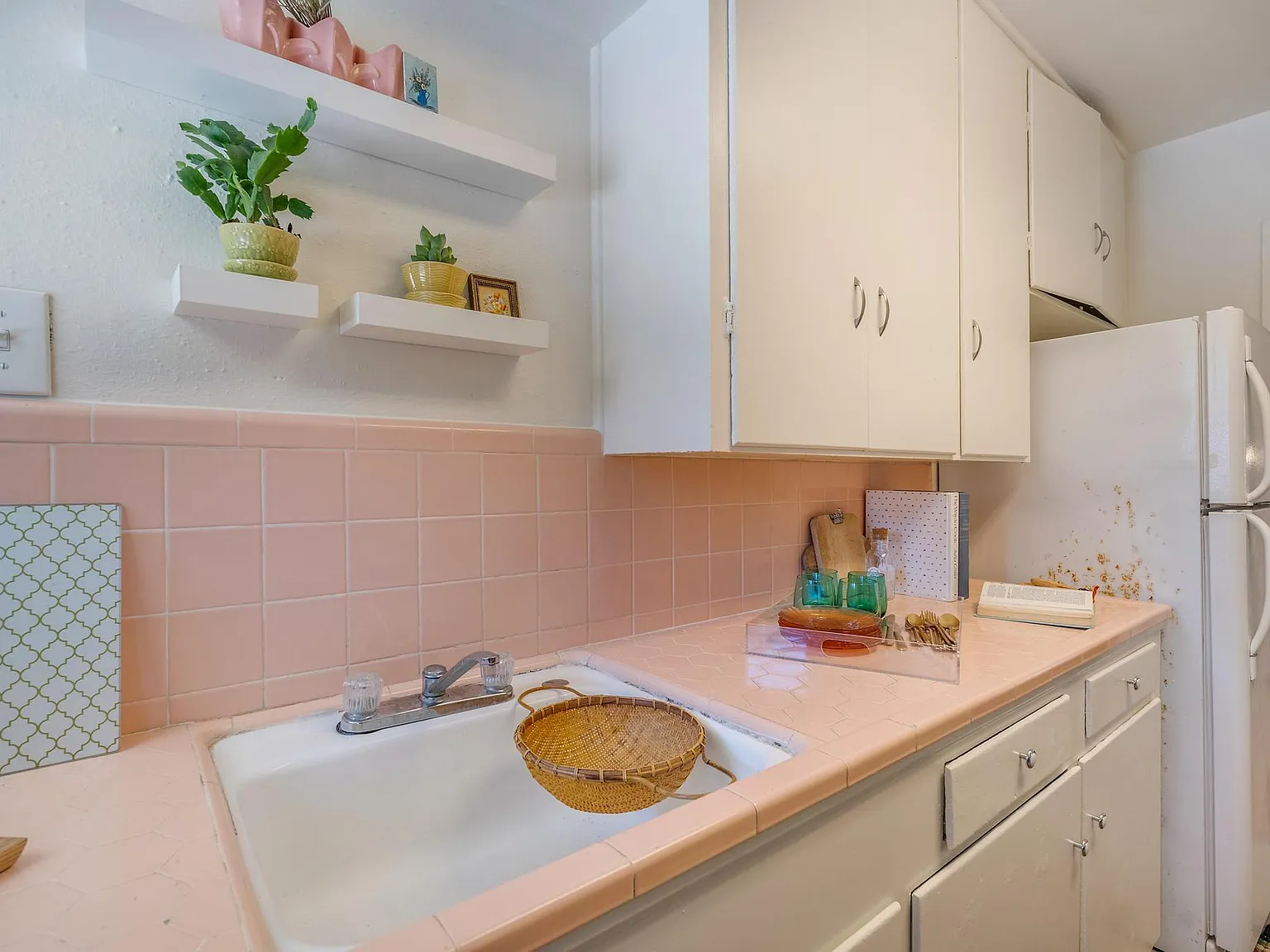 1 bed, 635 sqft, $1,050 — Photo 2