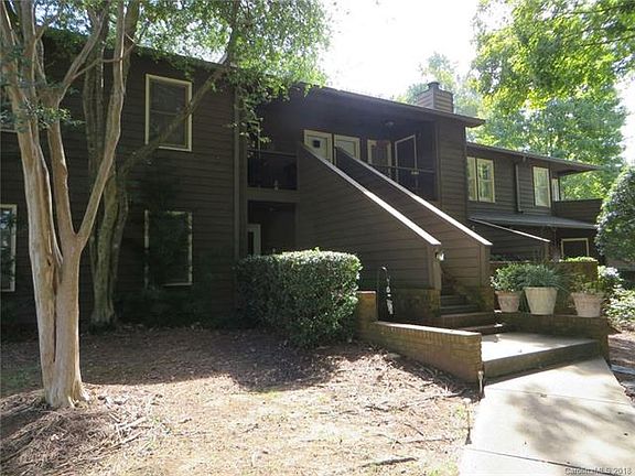 3rd image of 3601 Colony Crossing Dr