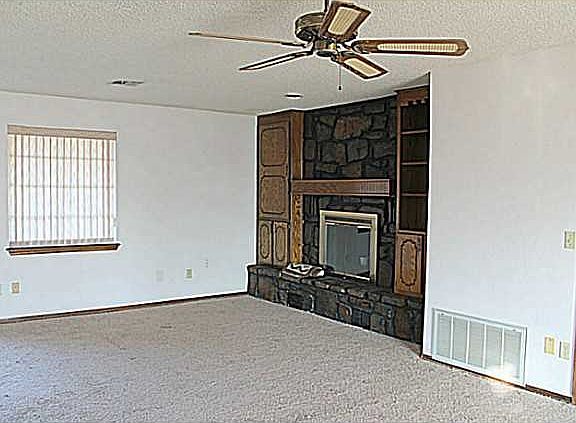 3rd image of 42603 Stout Dr