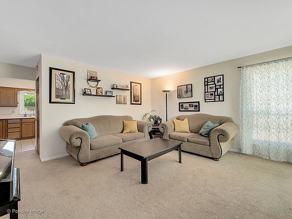 4th image of 734 S La Londe Ave