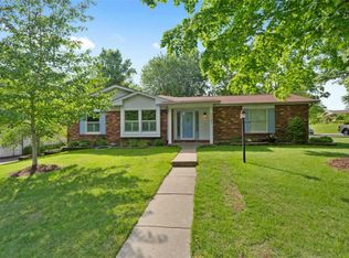 3123 Brightwood Dr, Saint Charles, MO 63303