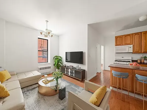 215 West 101st Street 1B image 3 of 6