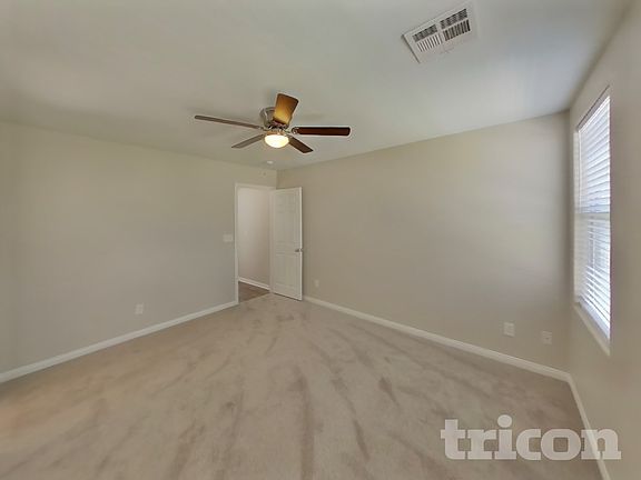 5th image of 8424 Quarentina Ave