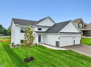 17912 Eclipse Ave, Lakeville, MN 55044