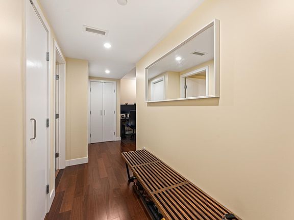 4th image of 3228 Tupper St #431