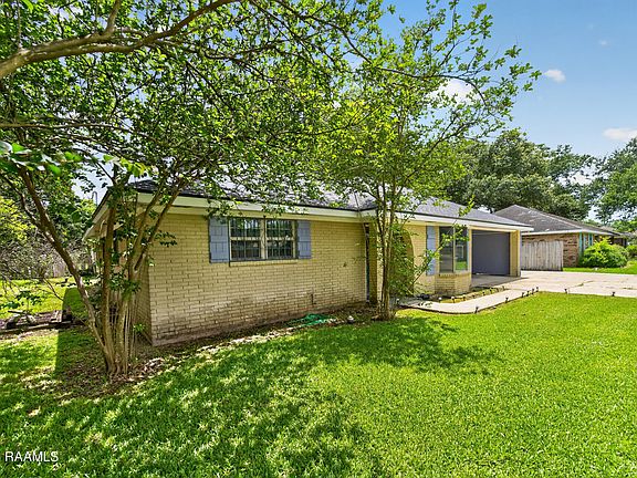 2nd image of 114 Japonica Dr