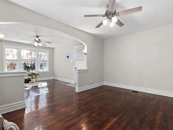 4459 Russell Blvd, Saint Louis, MO