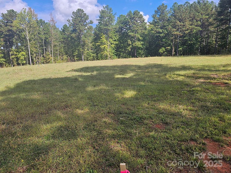 2nd image of 4155 Armstrong Rd