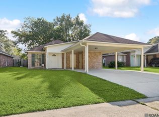 1340 Harwich Dr, Baton Rouge, LA 70820