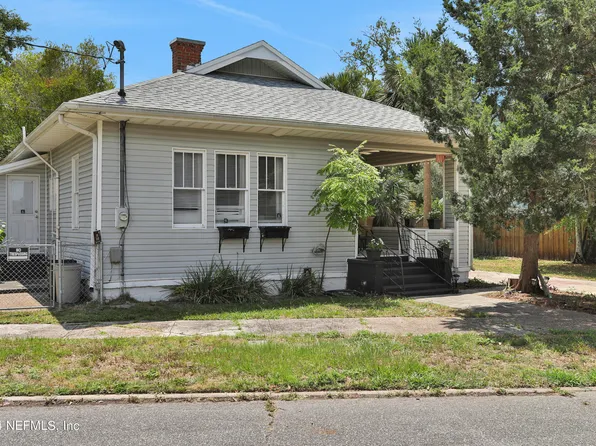 7845 LAURA Street N, Jacksonville, FL 32208