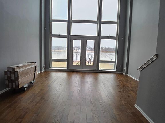 4th image of 358 Rector St APT 321