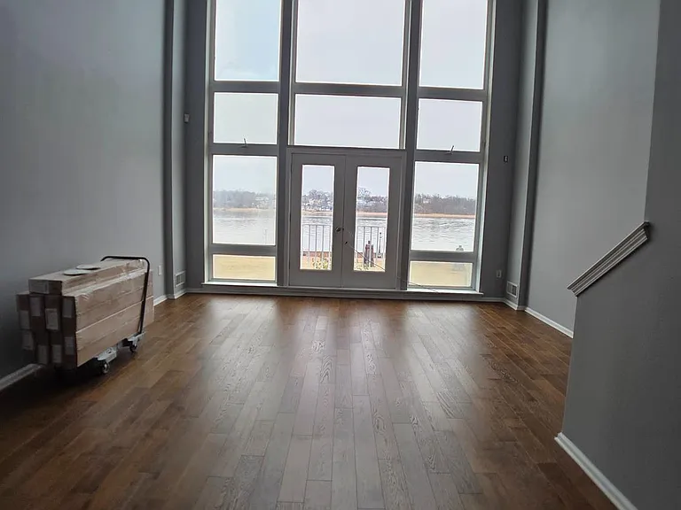 358 Rector St #321 — Photo 4