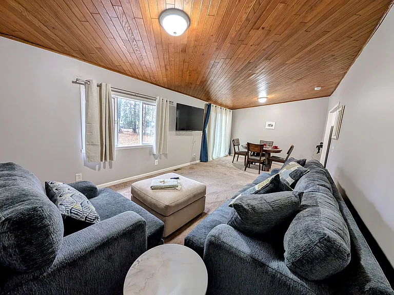 114 Maple Manor Dr — Photo 6