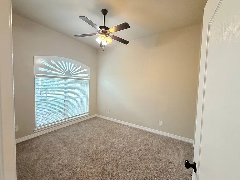 2002 Rustic Manor Dr — Photo 11