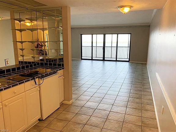 2nd image of 1910 Virginia Ave APT 1301