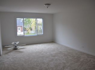 1528 Revere Cir, Schaumburg, IL 60193