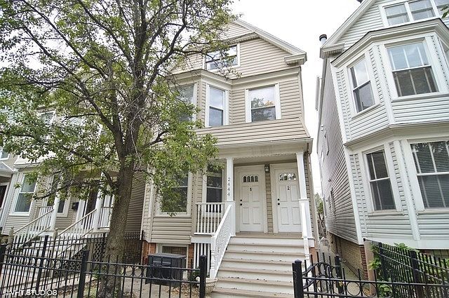 1st image of 2444 N Greenview Ave #2