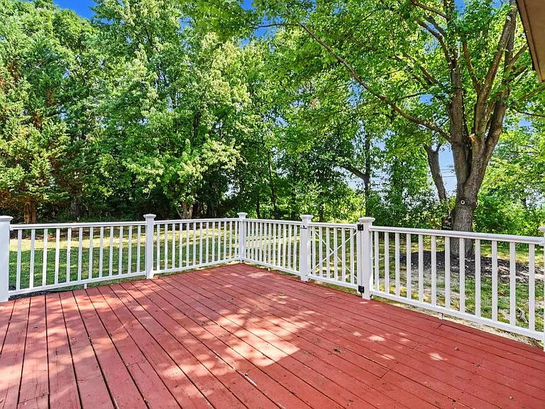 616 Park Ridge Dr — Photo 15