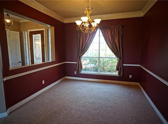 4th image of 223 Westward Dr