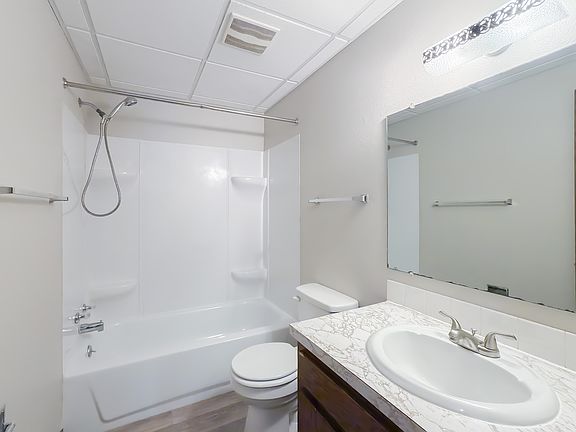 5th image of 311 N 8th St #4