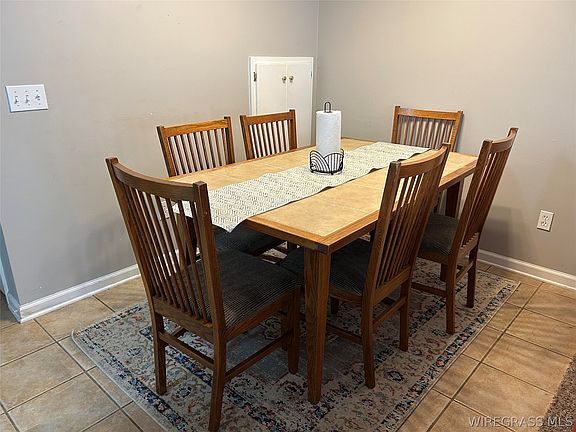 2nd image of 155 Spring View Dr