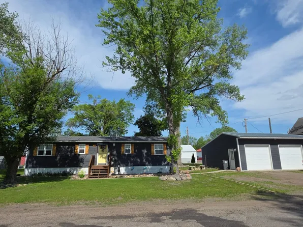 190 S 1st St, Foreston, MN 56330