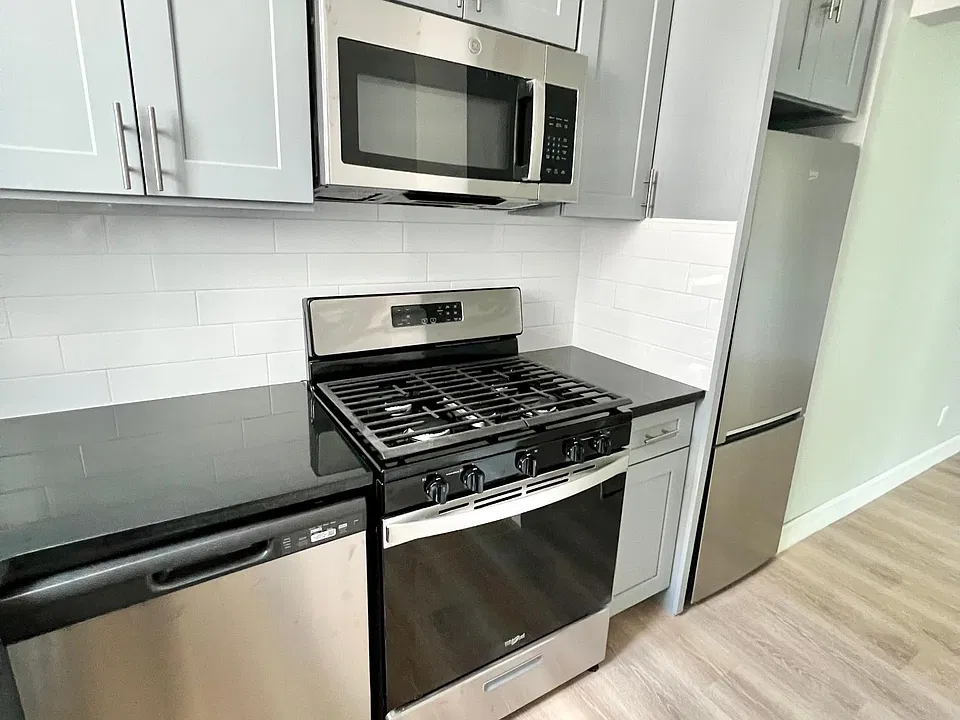 44-30 Douglaston Pkwy #6B