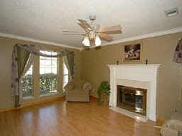 4th image of 3715 Somerton Dr